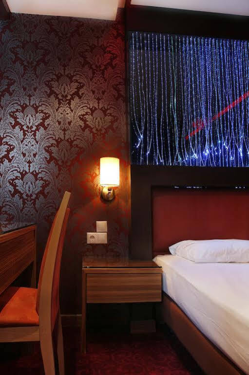 Lacoba Hotel (Adults Only) Athén Kültér fotó